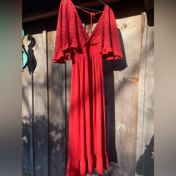 Three Bird Nest Dress - Picture 2 of 3